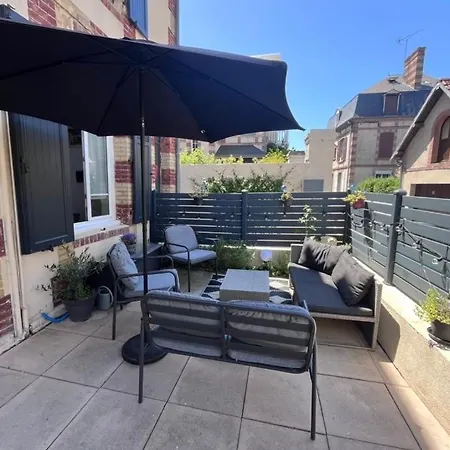 Belle Maison Centre - 8 Personnes - Terrasse * Villerville