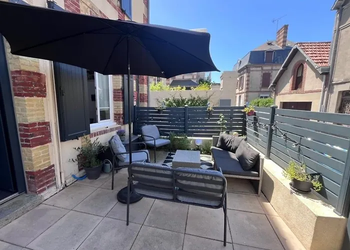 Belle Maison Centre - 8 Personnes - Terrasse * Villerville